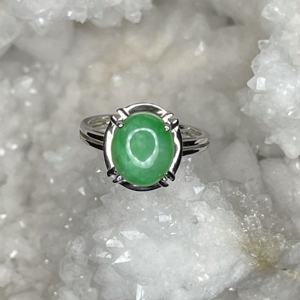 Jade Oval Ring